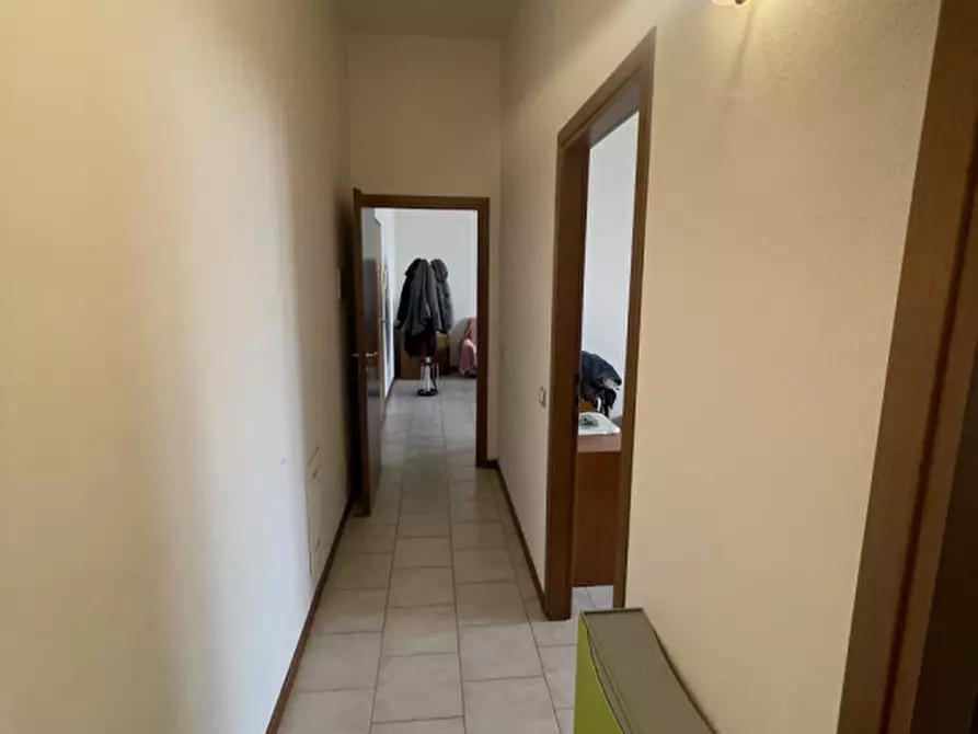 Immagine 9 di Appartamento in vendita  a Suzzara