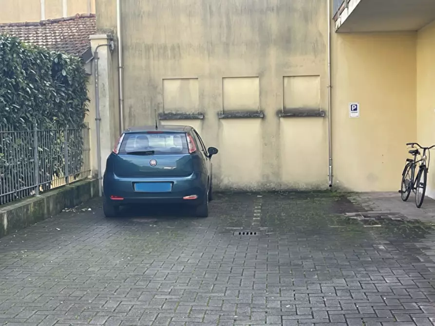 Immagine 10 di Appartamento in vendita  a Suzzara