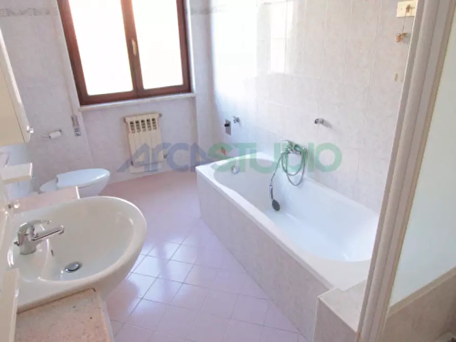 Immagine 17 di Casa bifamiliare in vendita  in Via Boschi a Caldogno