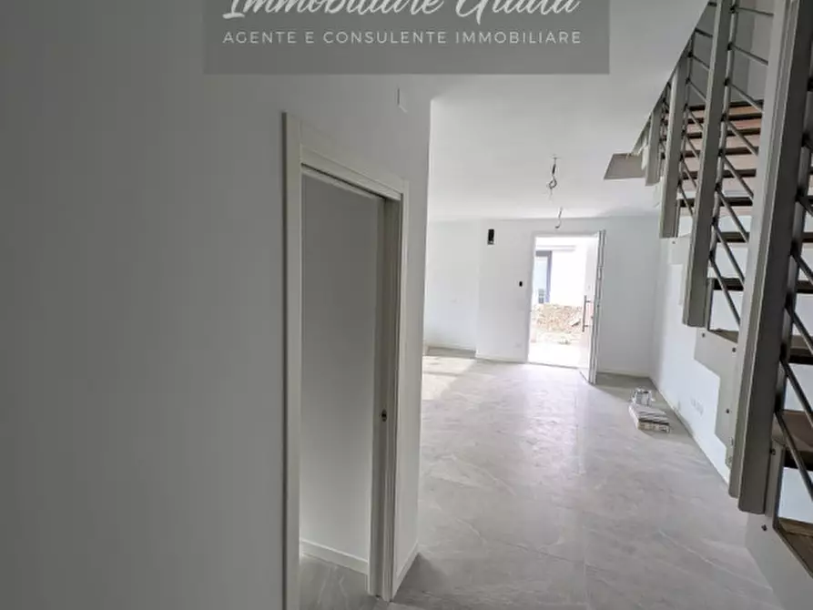 Immagine 14 di Casa bifamiliare in vendita  a San Vendemiano