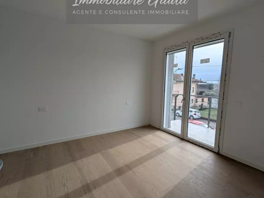 Immagine 5 di Casa bifamiliare in vendita  a San Vendemiano