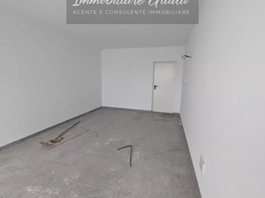 Immagine 19 di Casa bifamiliare in vendita  a San Vendemiano