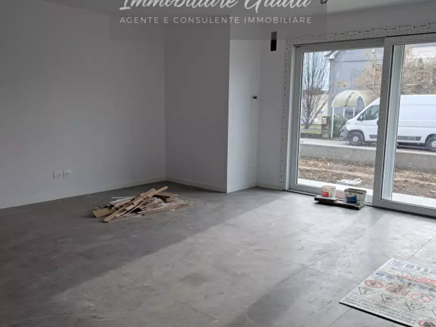 Immagine 15 di Casa bifamiliare in vendita  a San Vendemiano