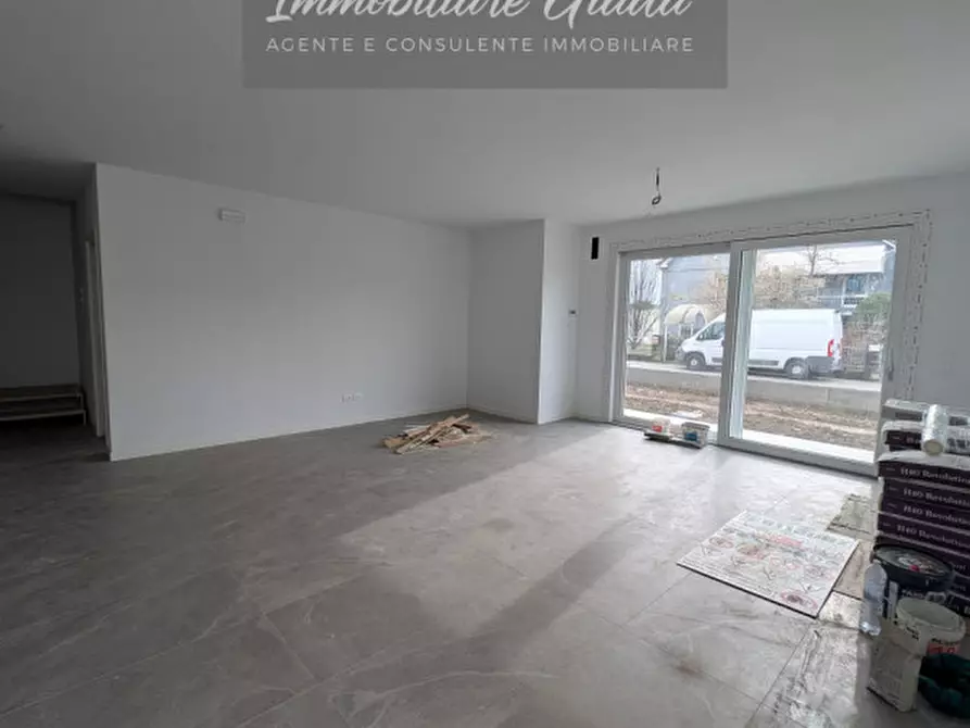 Immagine 16 di Casa bifamiliare in vendita  a San Vendemiano