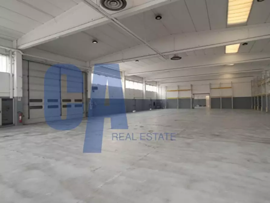 Immagine 5 di Magazzino in affitto  in VIA TICINO a San Giuliano Milanese