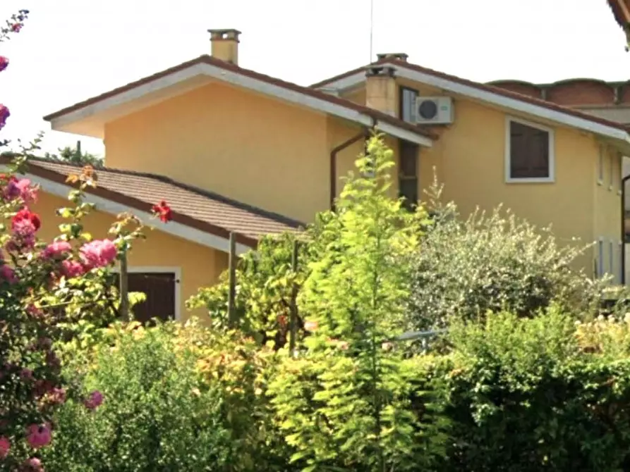 Immagine 3 di Casa indipendente in vendita  in Via Astico, 29/31, 36010 Monticello Conte Otto VI, Italia a Monticello Conte Otto