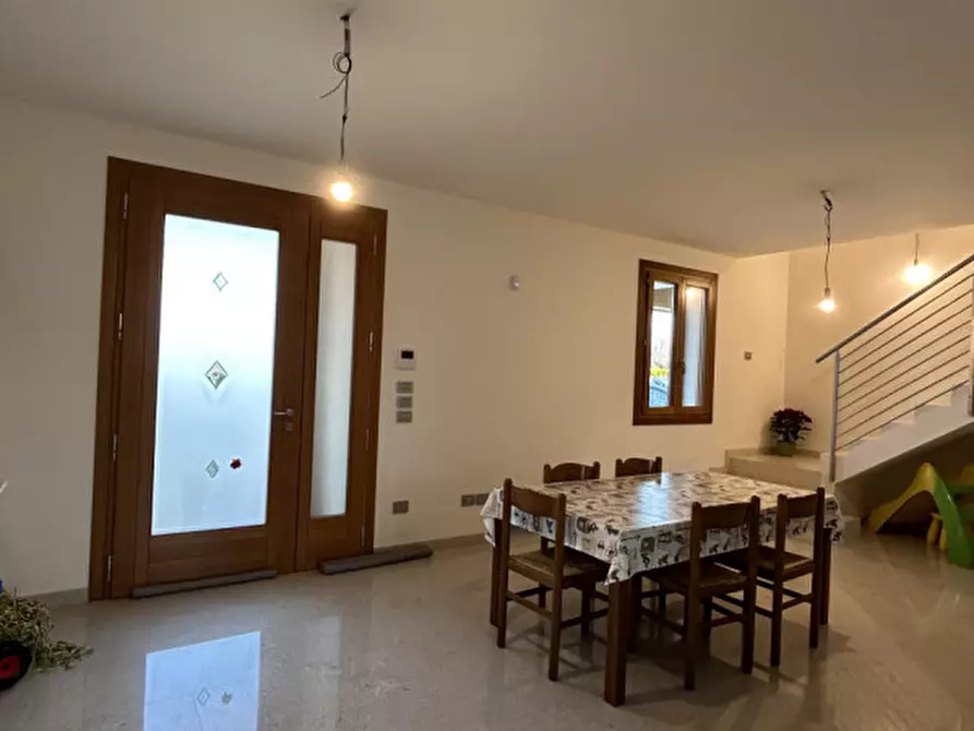 Immagine 6 di Casa bifamiliare in vendita  in Via Santa Margherita a Noale
