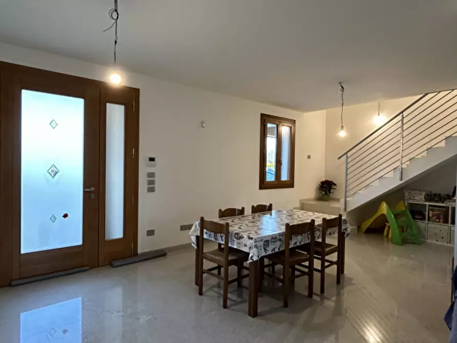 Immagine 7 di Casa bifamiliare in vendita  in Via Santa Margherita a Noale