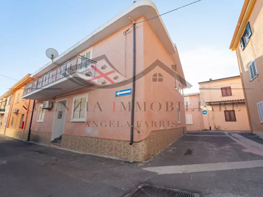 Immagine 1 di Villetta a schiera in vendita  in Via Iglesias a Torpè