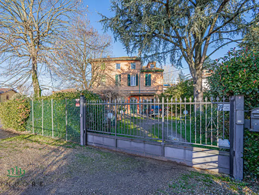 Immagine 65 di Casa bifamiliare in vendita  in Via Cadriano a Bologna