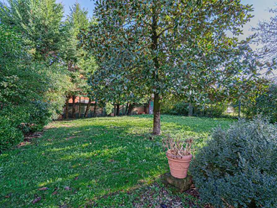Immagine 71 di Casa bifamiliare in vendita  in Via Cadriano a Bologna