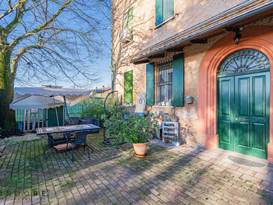 Immagine 76 di Casa bifamiliare in vendita  in Via Cadriano a Bologna