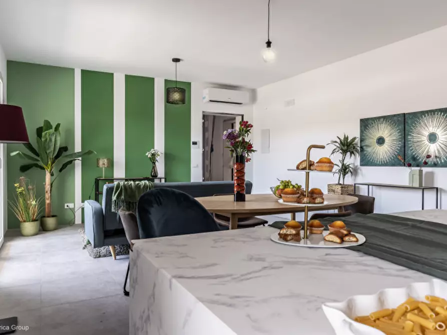 Immagine 3 di Appartamento in vendita  a Senigallia