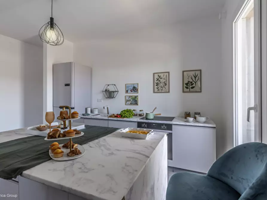 Immagine 8 di Appartamento in vendita  a Senigallia