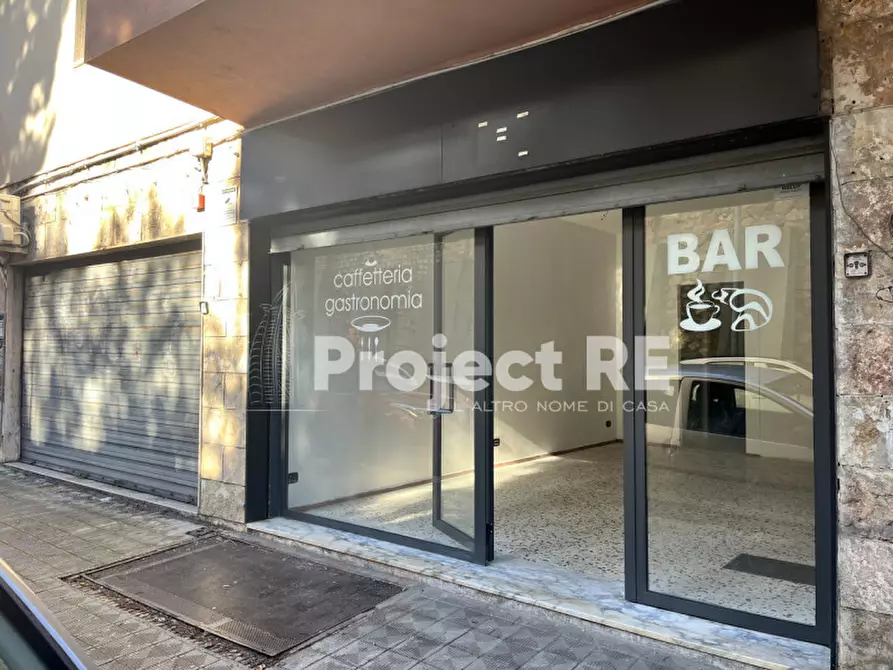 Immagine 5 di Negozio in vendita  in Via Possidonea a Reggio Di Calabria