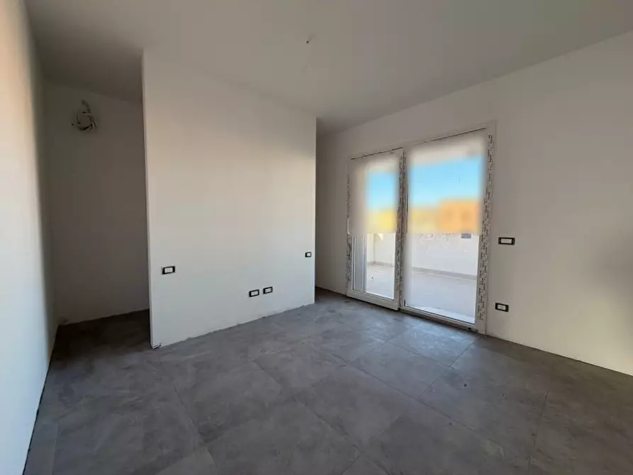 Immagine 18 di Appartamento in vendita  a Senigallia