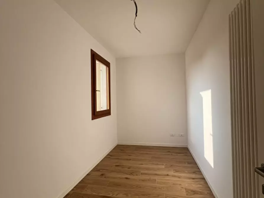 Immagine 11 di Appartamento in vendita  in Via Vallesina a Este