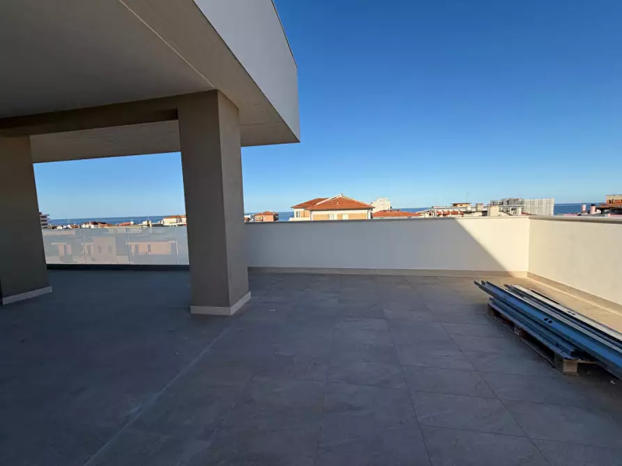 Immagine 3 di Attico in vendita  a Senigallia