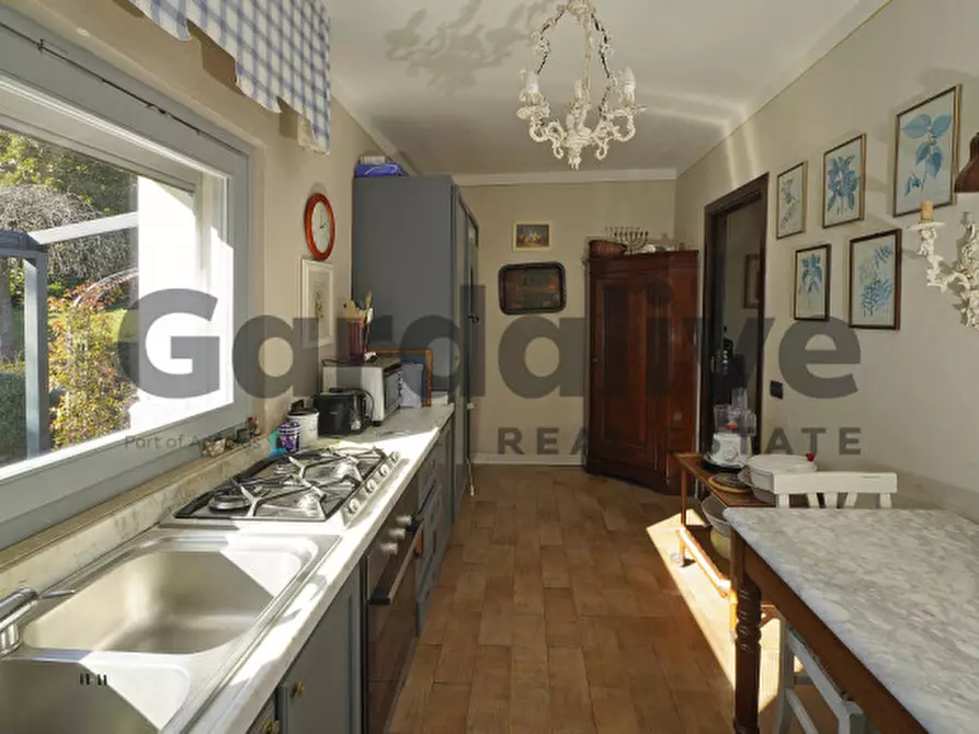 Immagine 6 di Casa bifamiliare in vendita  a Padenghe Sul Garda