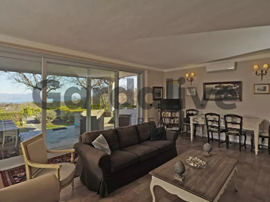 Immagine 12 di Casa bifamiliare in vendita  a Padenghe Sul Garda