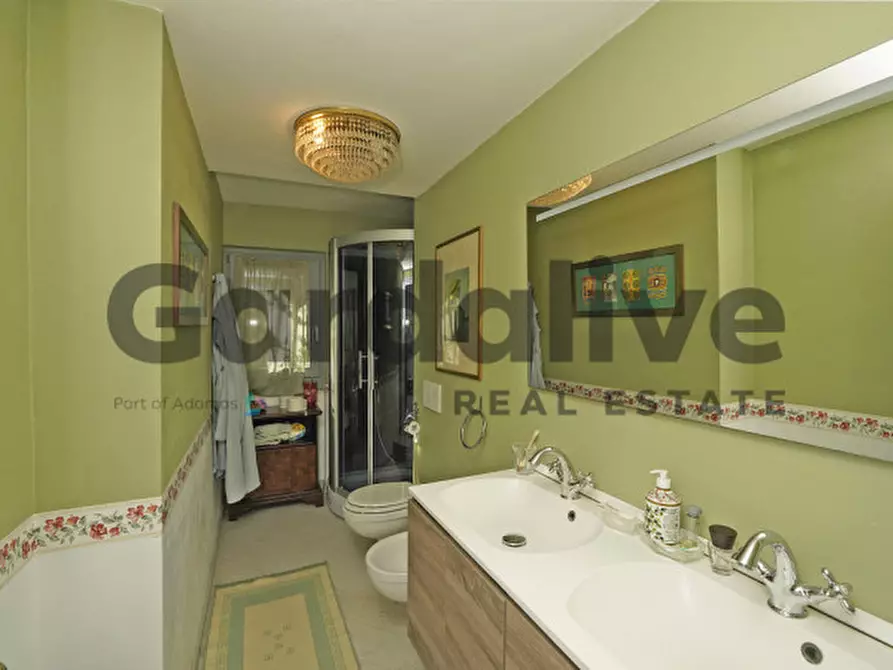 Immagine 19 di Casa bifamiliare in vendita  a Padenghe Sul Garda