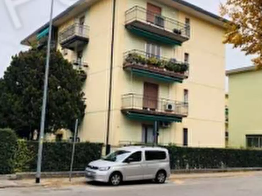 Immagine 2 di Appartamento in vendita  in Via Villafranca 66 a Verona