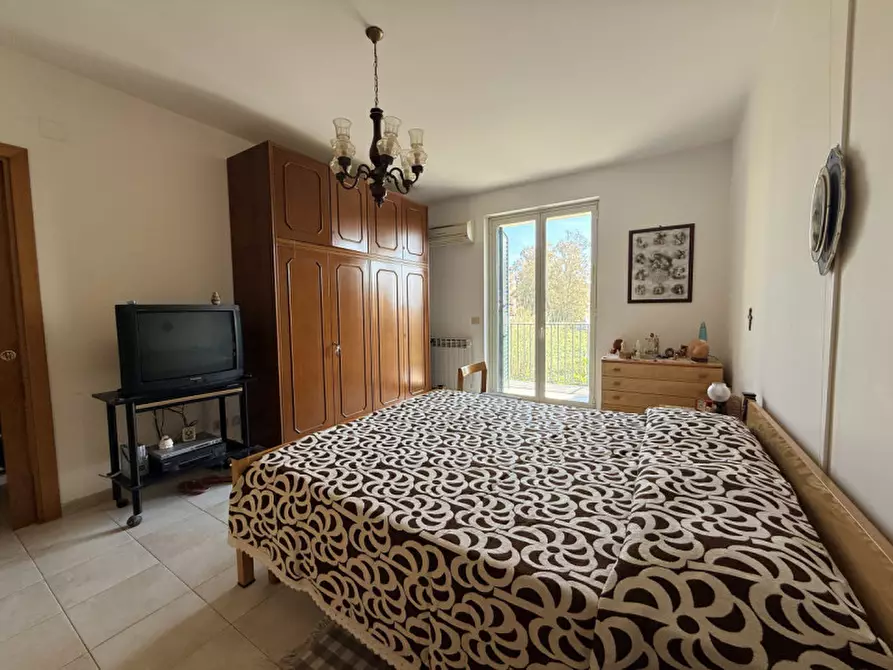 Immagine 14 di Appartamento in vendita  in Viale Rosario Angelo Livatino a Milazzo