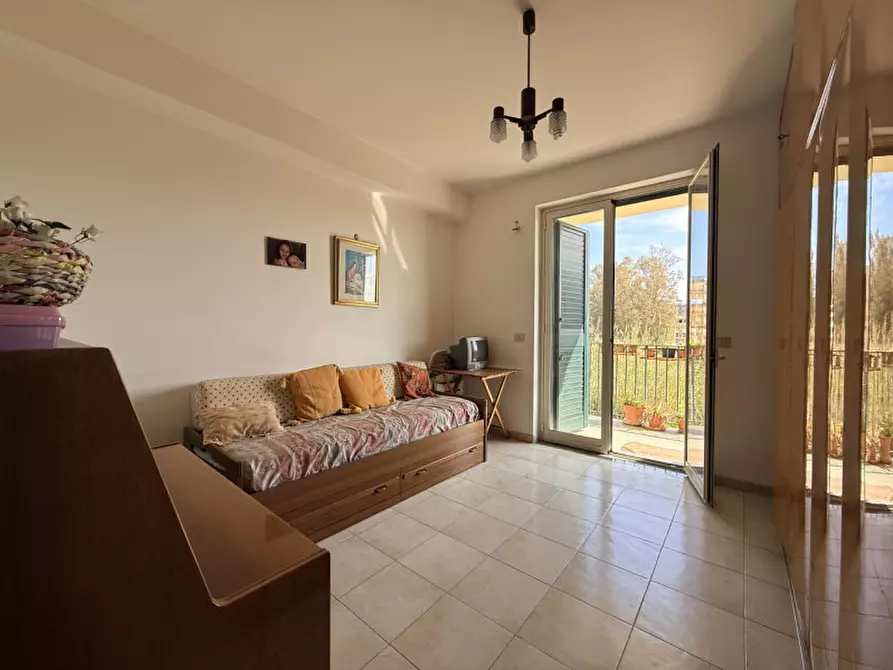 Immagine 17 di Appartamento in vendita  in Viale Rosario Angelo Livatino a Milazzo