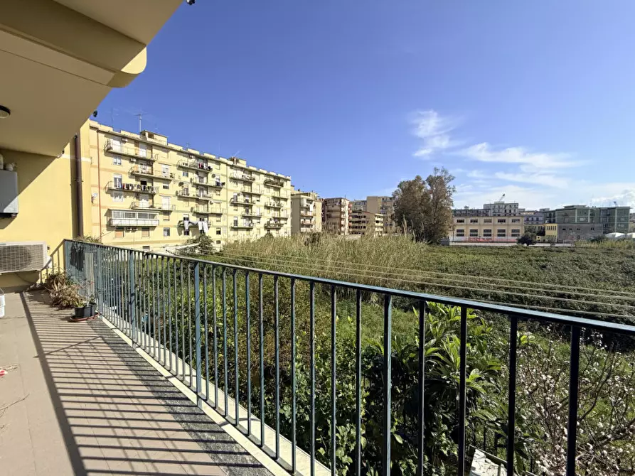 Immagine 20 di Appartamento in vendita  in Viale Rosario Angelo Livatino a Milazzo