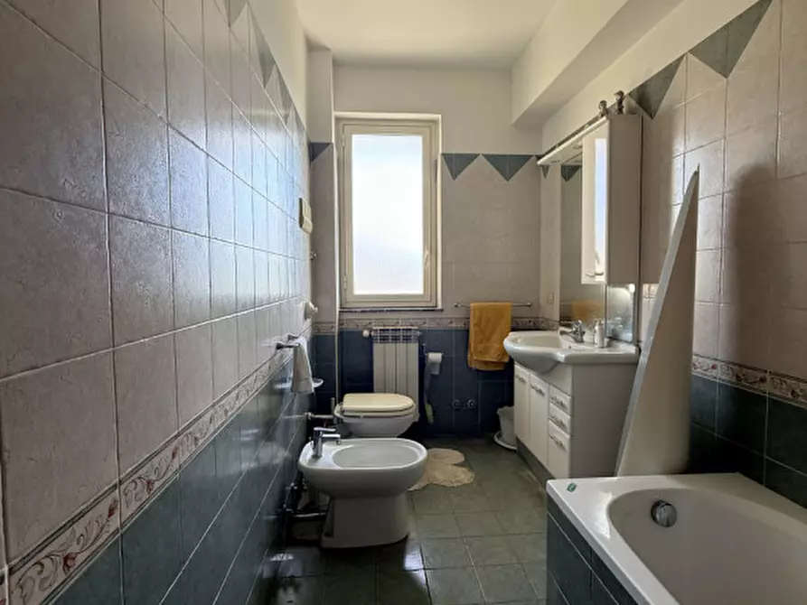 Immagine 21 di Appartamento in vendita  in Viale Rosario Angelo Livatino a Milazzo