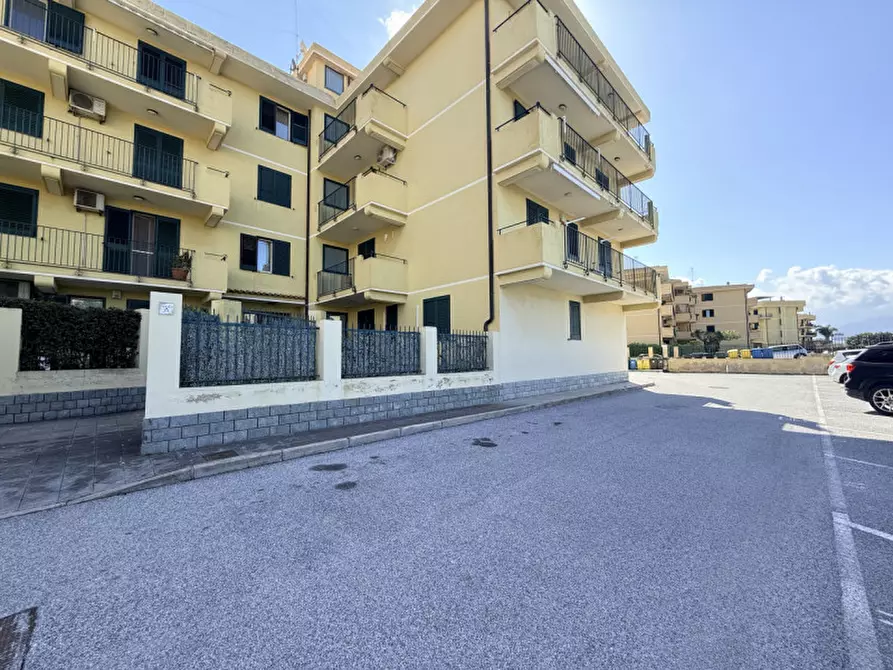 Immagine 33 di Appartamento in vendita  in Viale Rosario Angelo Livatino a Milazzo