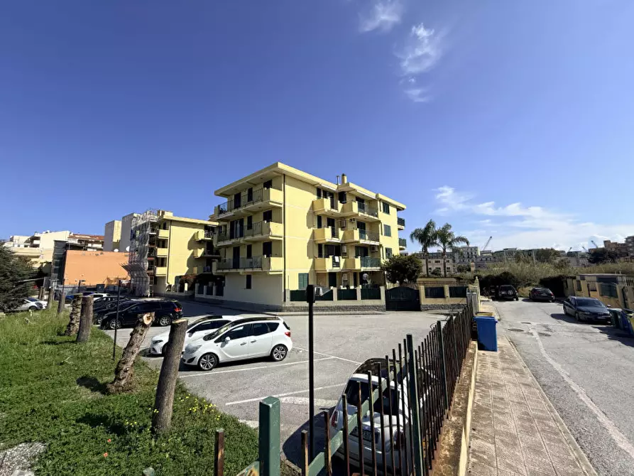Immagine 37 di Appartamento in vendita  in Viale Rosario Angelo Livatino a Milazzo
