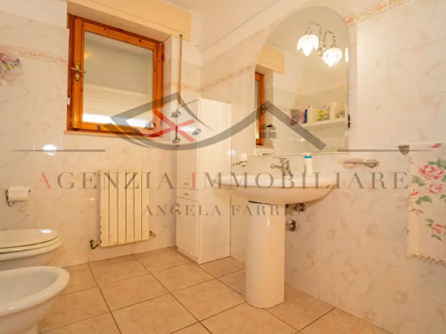 Immagine 47 di Casa indipendente in vendita  a Torpè