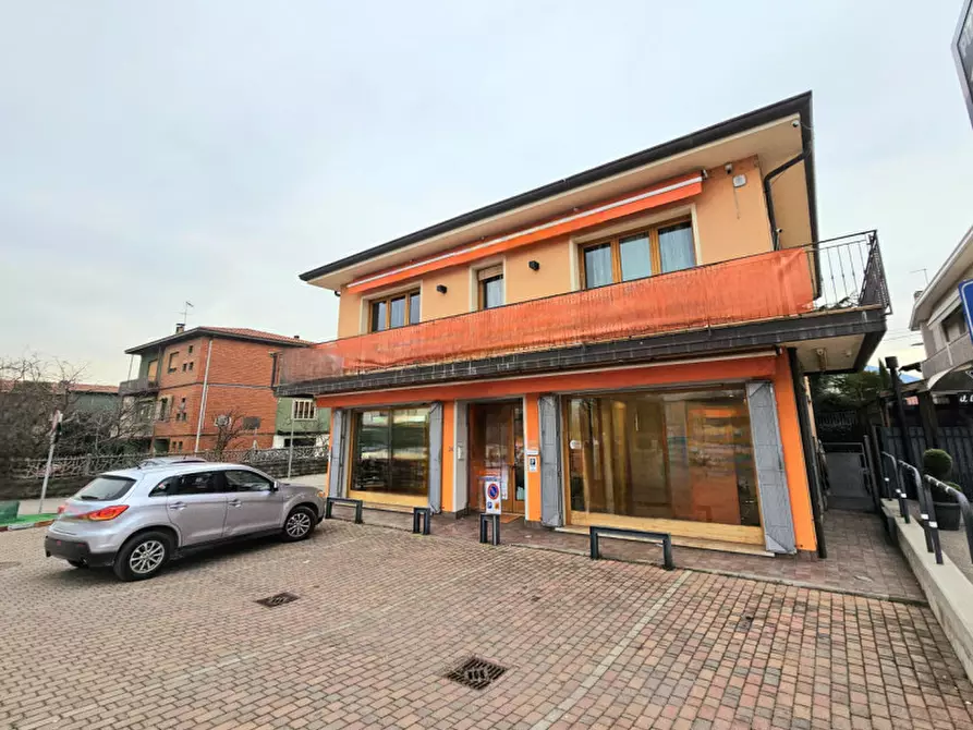 Immagine 3 di Negozio in vendita  in Via Cristoforo Colombo a Monselice