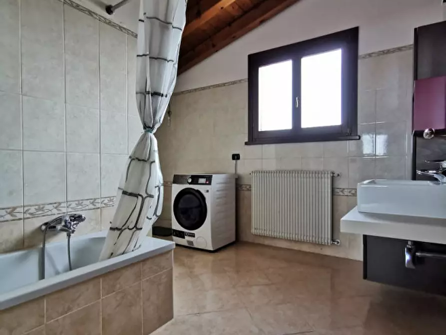 Immagine 14 di Appartamento in vendita  in Via del Monè a Cordenons