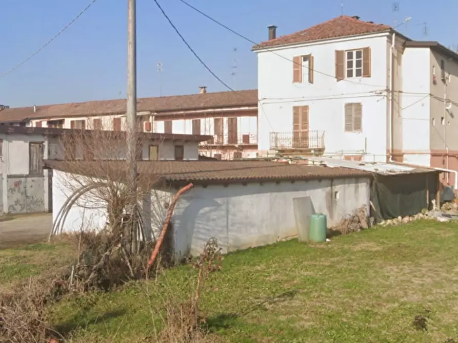 Immagine 3 di Palazzo in vendita  in FRAZIONE PORTACOMARO STAZIONE 140 a Asti