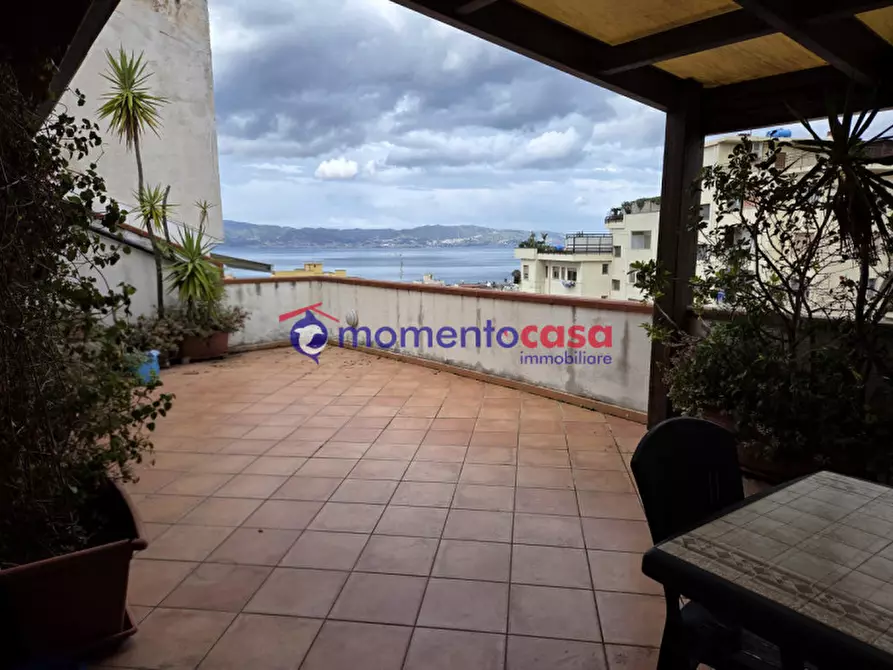 Immagine 2 di Attico in vendita  in via salita cappuccinelli 24 a Reggio Di Calabria
