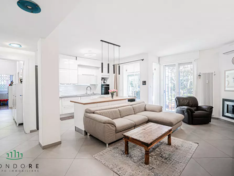 Immagine 1 di Appartamento in vendita  in Idice - Loc. tre ponti a San Lazzaro Di Savena