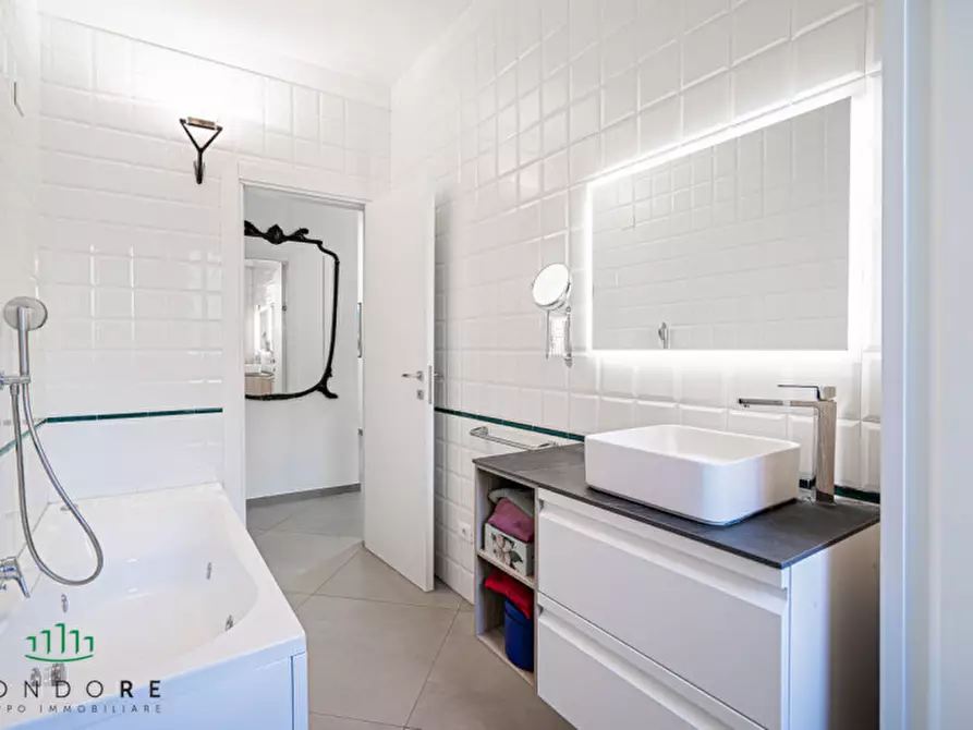 Immagine 27 di Appartamento in vendita  in Idice - Loc. tre ponti a San Lazzaro Di Savena