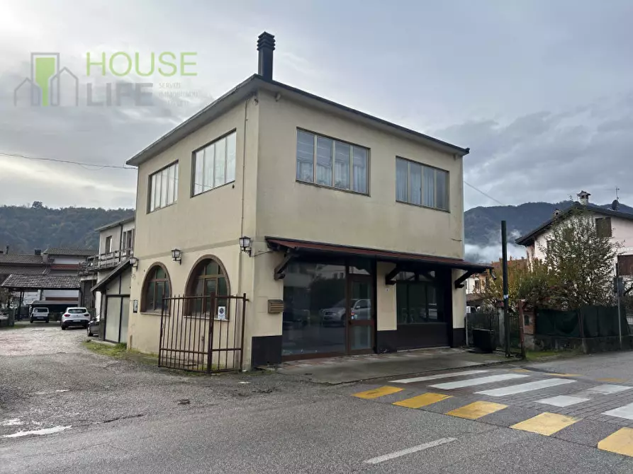 Immagine 14 di Casa indipendente in vendita  in Via Galileo Galilei a Torrebelvicino