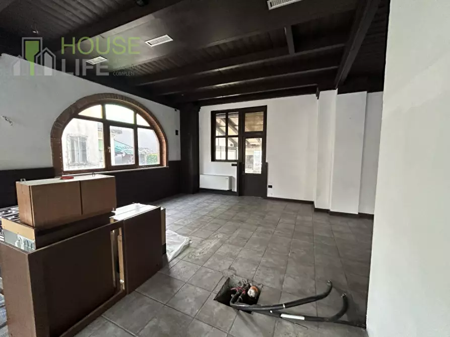 Immagine 15 di Casa indipendente in vendita  in Via Galileo Galilei a Torrebelvicino