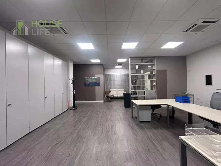 Immagine 10 di Ufficio in vendita  in Via Prà Bordoni a Zanè