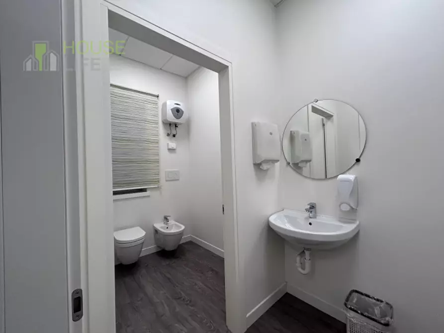 Immagine 16 di Ufficio in vendita  in Via Prà Bordoni a Zanè