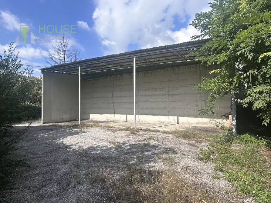 Immagine 15 di Capannone industriale in vendita  in Via cartiera a Lugo Di Vicenza