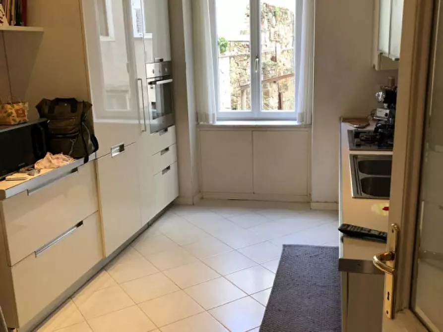 Immagine 5 di Appartamento in affitto  in via tiepolo 4 a Trieste