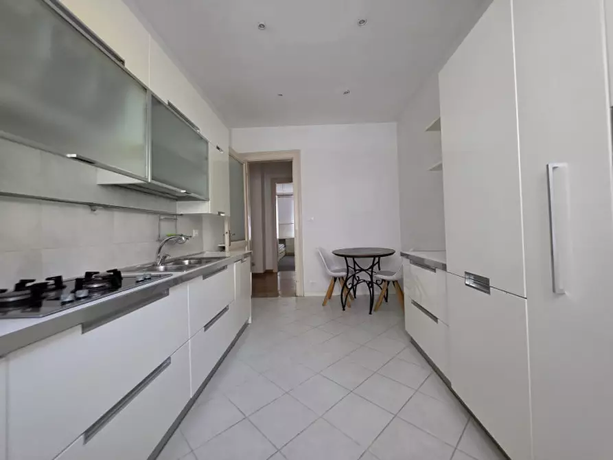 Immagine 10 di Appartamento in affitto  in via tiepolo 4 a Trieste