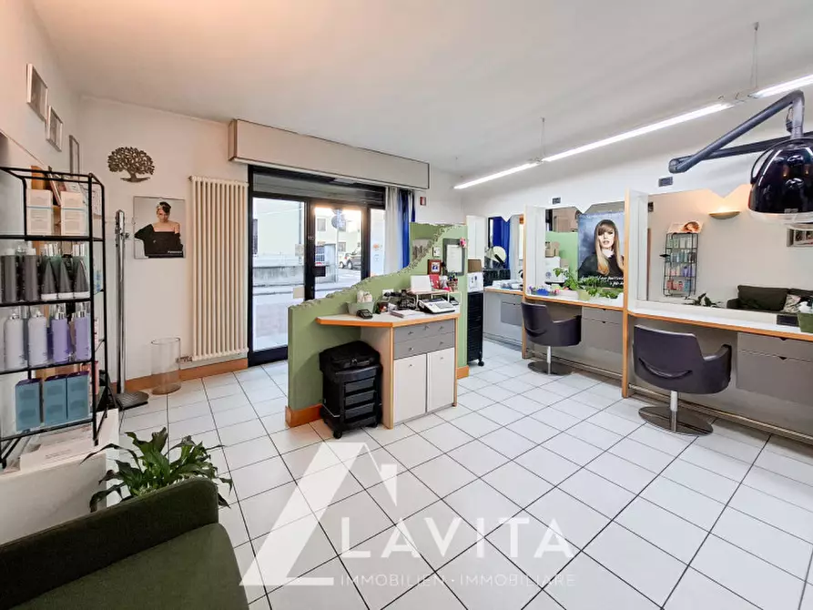 Immagine 5 di Attività commerciale in vendita  in Via Aslago - Haslacher Straße a Bolzano