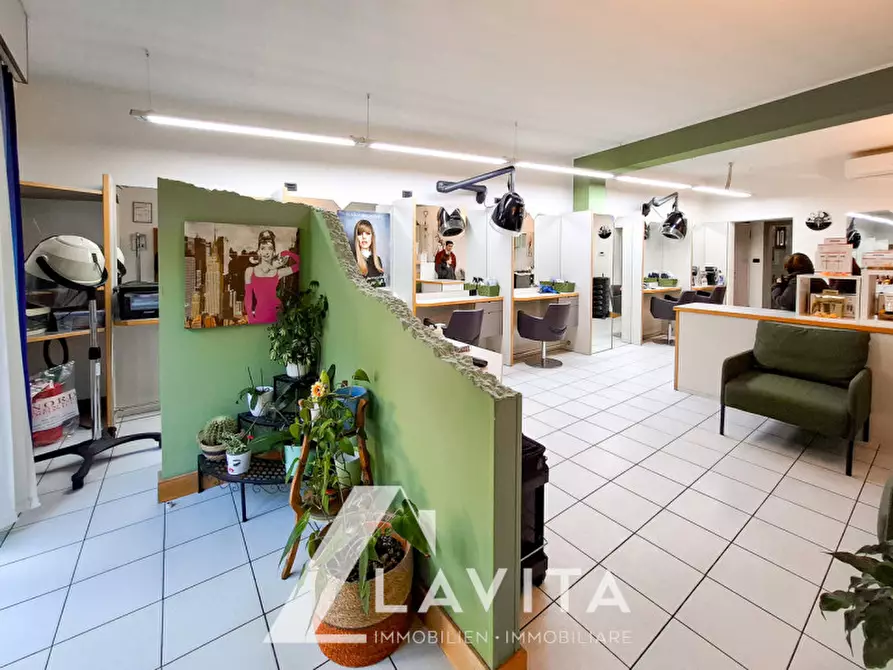 Immagine 8 di Attività commerciale in vendita  in Via Aslago - Haslacher Straße a Bolzano