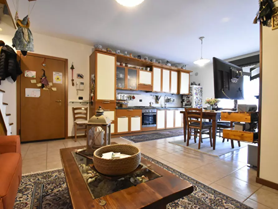 Immagine 13 di Appartamento in vendita  in Via Sen. Luigi Montresor 17 a Bussolengo