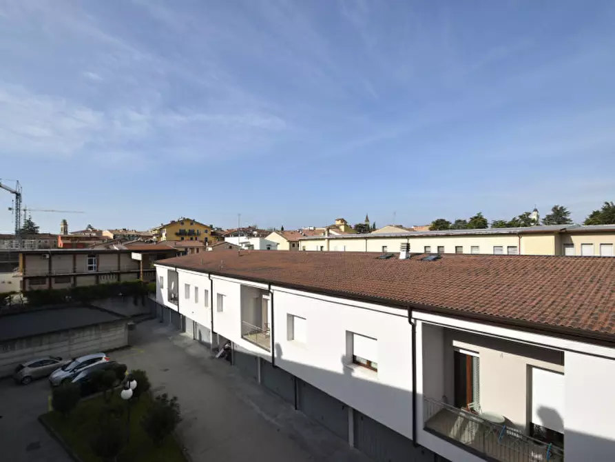 Immagine 17 di Appartamento in vendita  in Via Sen. Luigi Montresor 17 a Bussolengo